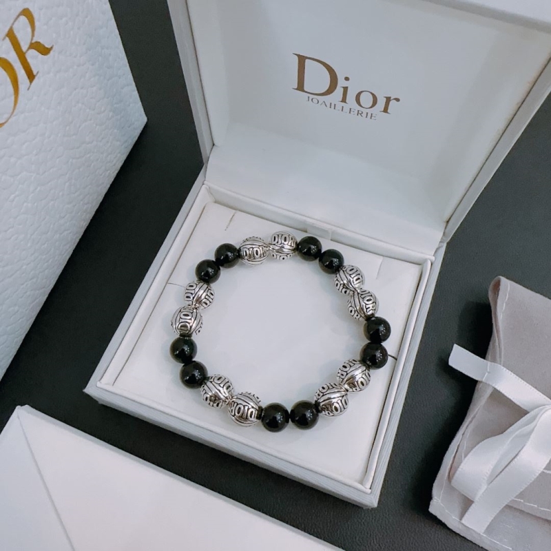 chr1st1an D10r bracelets